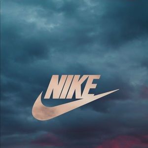 Meet your Posher, Daniela